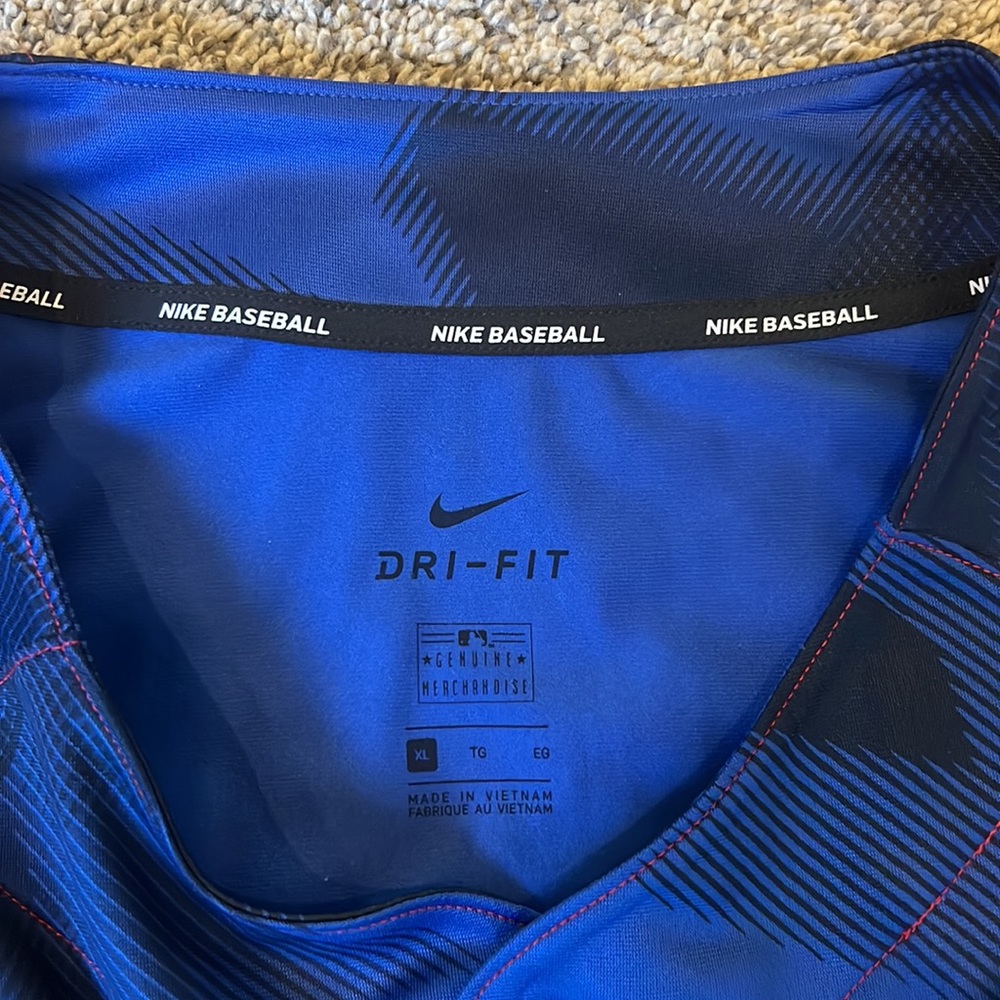 Chicago Cubs Nike Shirt - Picture 3 of 6